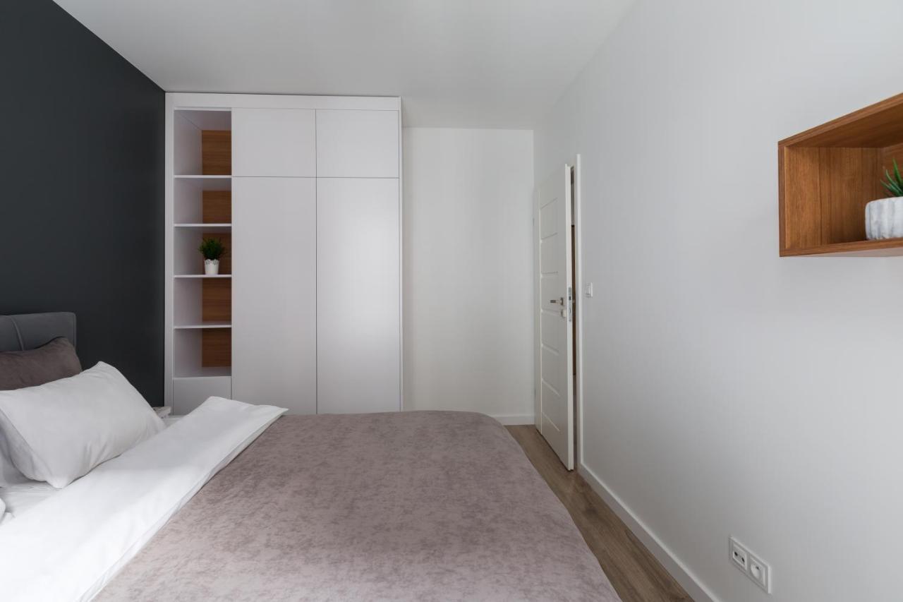 Luksusowy Apartament Przy Targach Poznań Buitenkant foto